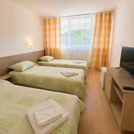 Hotel Olimpiya 2*